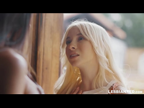 ❤️ Dívka se po několika měsících vrátí domů a skončí u lízání kundy své nevlastní matky ❌ Kvalitní porno u porna cs.rexporn-com.ru ❌️